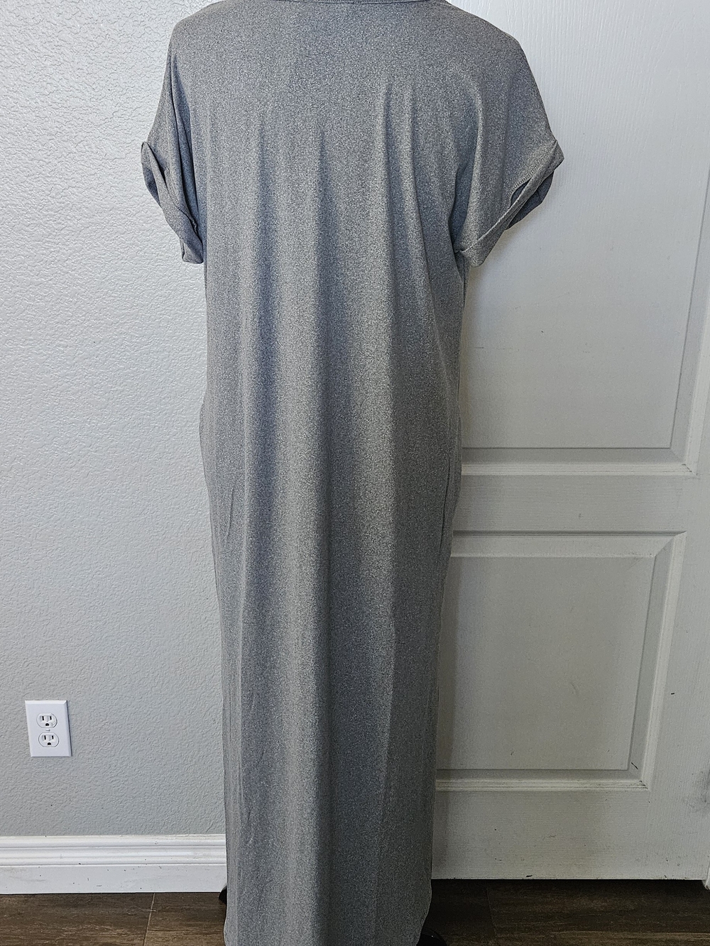 V-Neck Gray Maxi Tee Dress with Side Slit - Picture 4 of 8